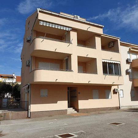 Apartment Valamar Novalja Dış mekan fotoğraf